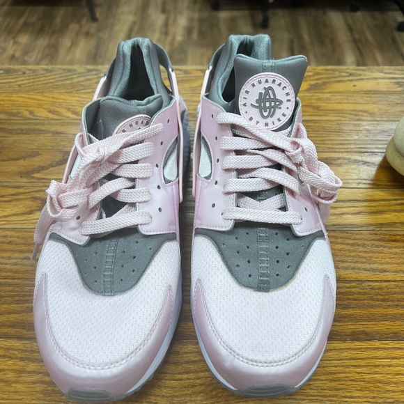 NIKE | Air Hurache Run Arctic pink/grey sneakers - Picture 2 of 7